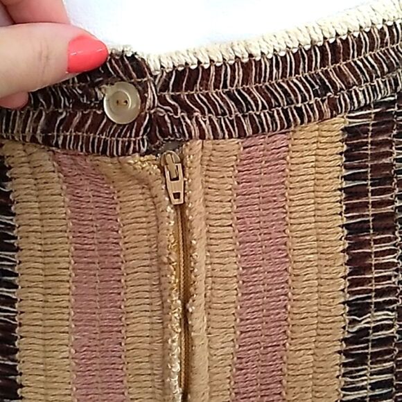 A-Line Stitch Skirt. Size 4 NWT - Picture 6 of 11